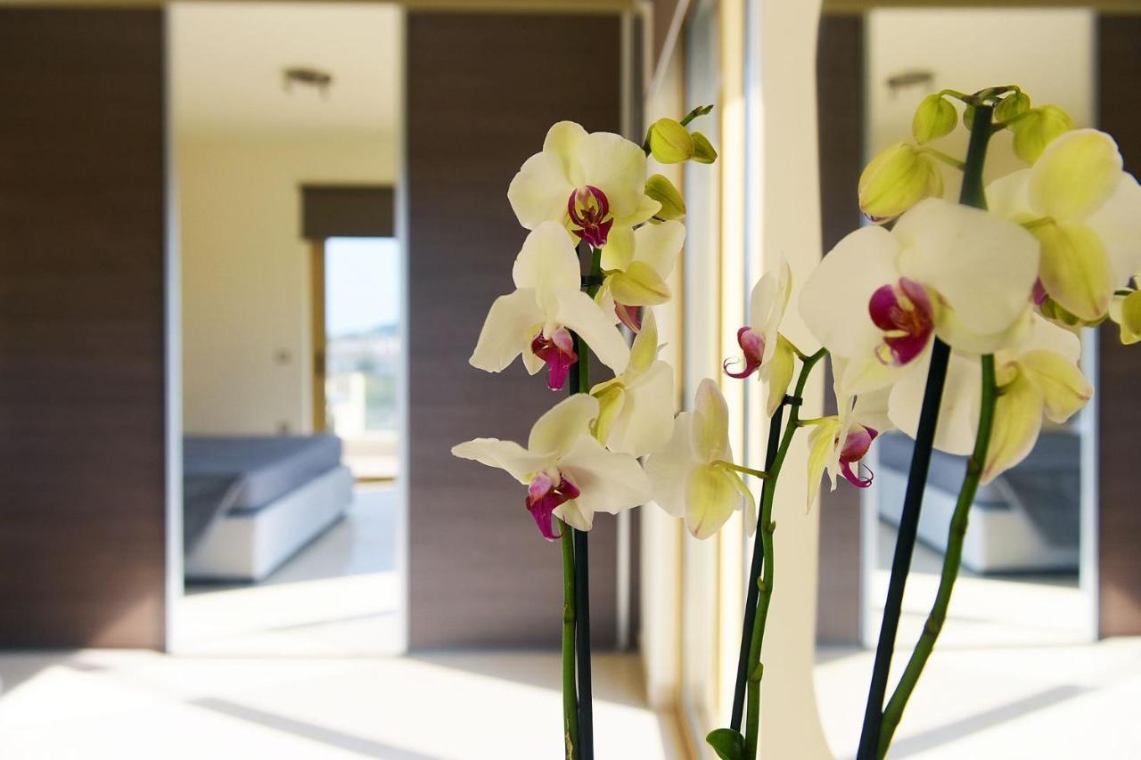 Stelia Luxury Apartments Kalavárda Eksteriør billede